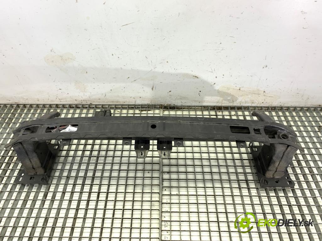 VW PASSAT B8 Kombi 2022 110 kW 1.5 TSI 1495 výztuha nárazníka přední část 3G0807611A (Výztuhy přední)