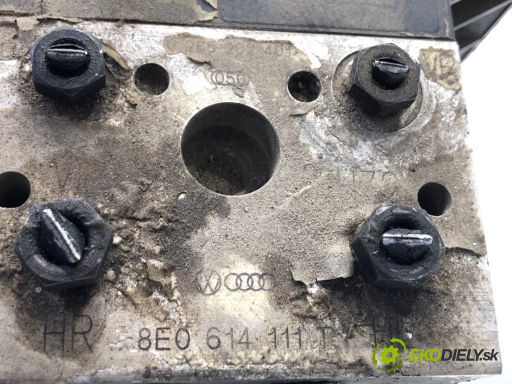 VW PASSAT B5 FL Kombi 2001 110 kW 1.8 T 20V 1781 Pumpa ABS 8E0614111T (Pumpa ABS)