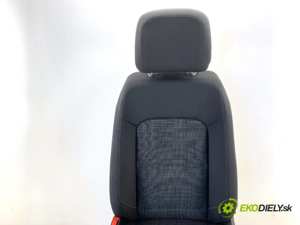 VW PASSAT B8 Kombi 2022 110 kW 1.5 TSI 1495 Sedadlo ľavy predný