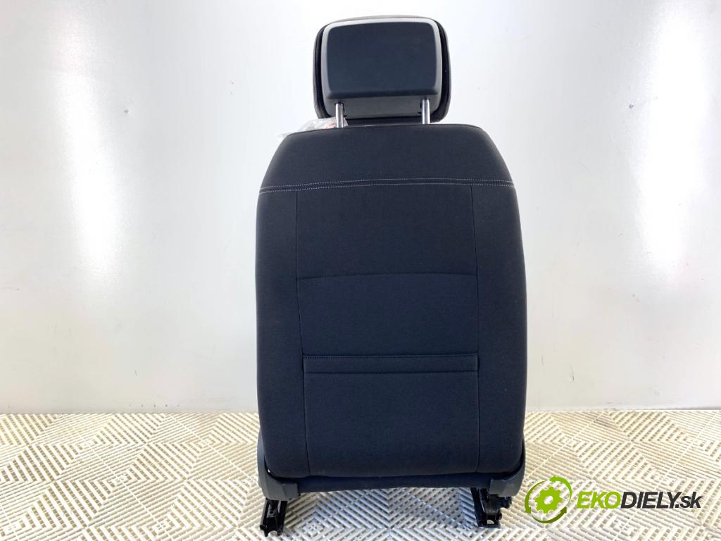 VW PASSAT B8 Kombi 2022 110 kW 1.5 TSI 1495 Sedadlo ľavy predný