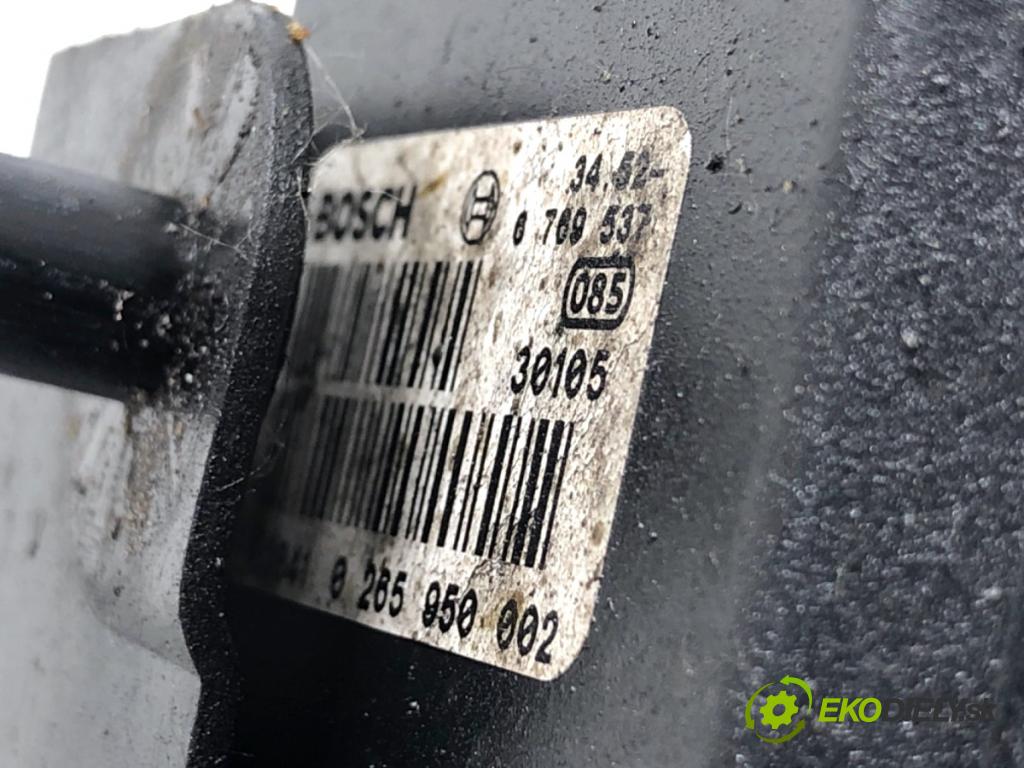 BMW E39 sedan 2001 142 kW 530 d 2926 Pumpa ABS 0265950002 0130106078 (Pumpa ABS)