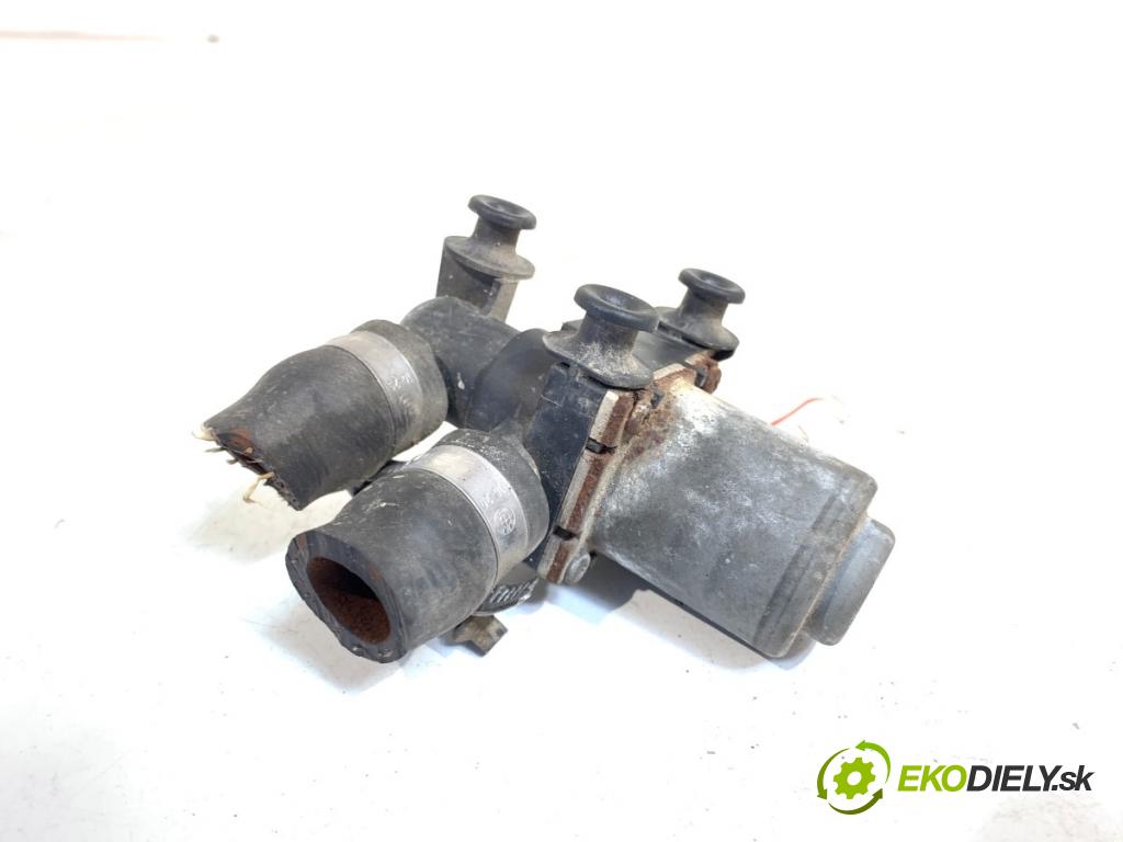 BMW E39 sedan 2001 142 kW 530 d 2926 Magnetický ventil vody 8379921 (Elektrosúčasti ostatné)