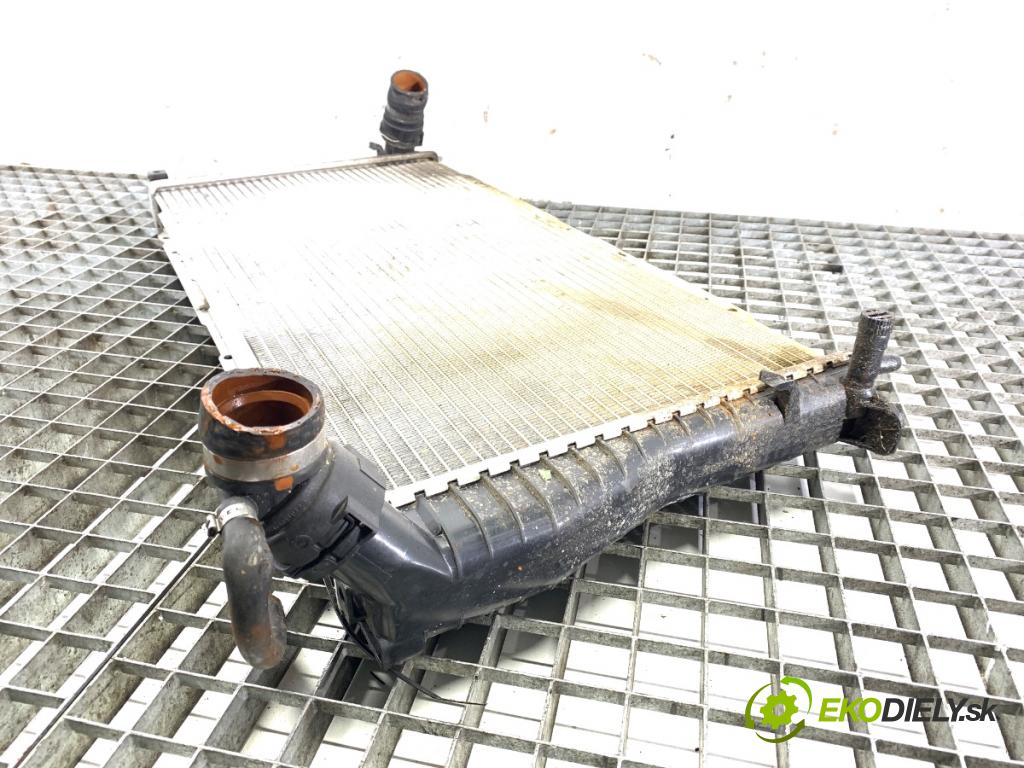 BMW E39 sedan 2001 142 kW 530 d 2926 chladič vody  (Chladiče vody)