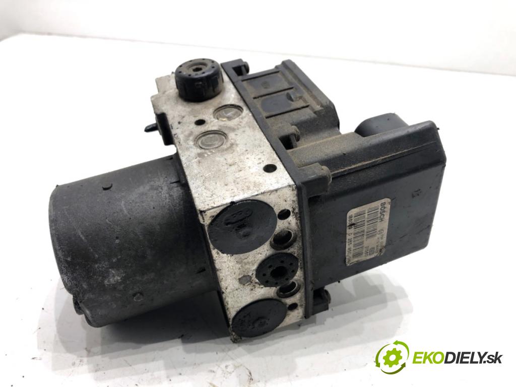 AUDI A4 B6 sedan 2001 96 kW 2.0 1984 pumpa ABS 0265950011 (Pumpy brzdové)