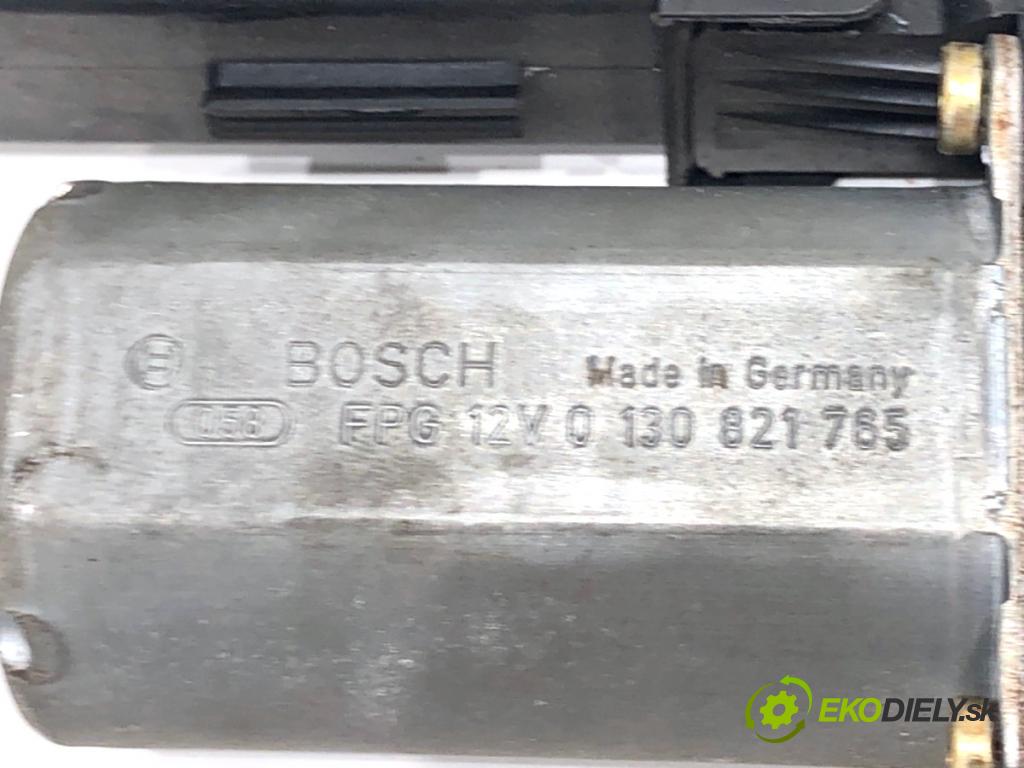AUDI A4 B6 sedan 2001 96 kW 2.0 1984 mechanismus okna levý přední část 8E1959801B