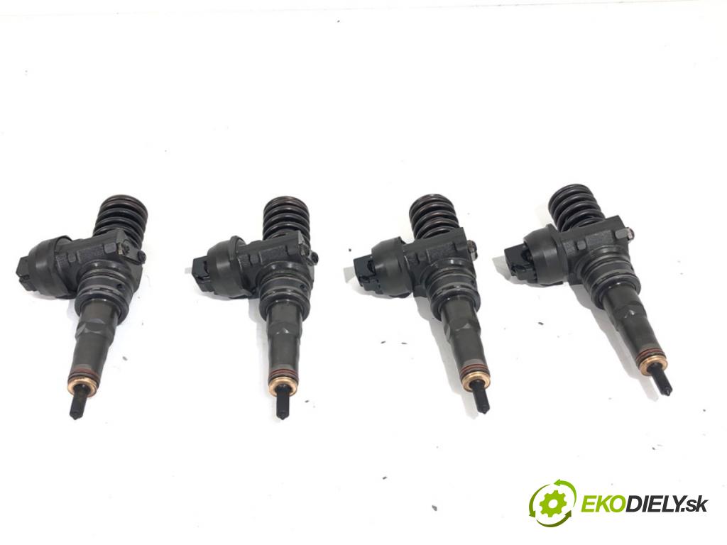 VW GOLF V liftback 2004 77 kW 1.9 TDI 1896 vstrekovače 038130073AG