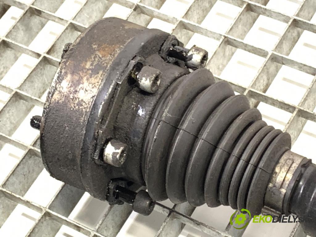 VW GOLF V liftback 2004 77 kW 1.9 TDI 1896 Poloos pravy predný