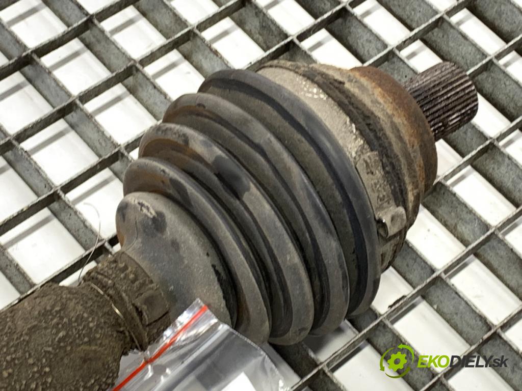 VW GOLF V liftback 2004 77 kW 1.9 TDI 1896 Poloos pravy predný