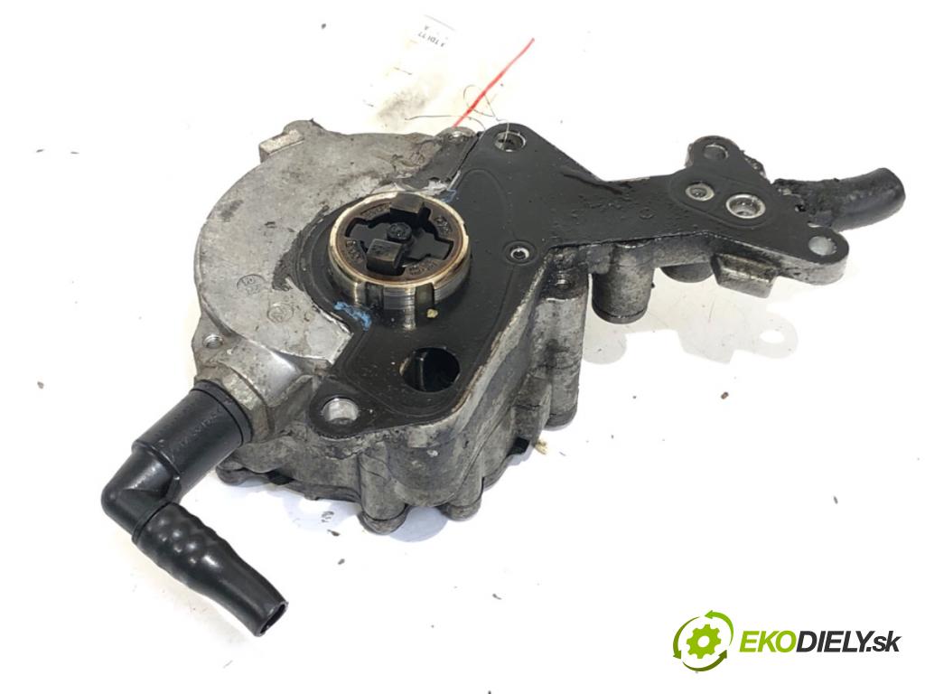 VW GOLF V liftback 2004 77 kW 1.9 TDI 1896 Pumpa vákuová 038145209C