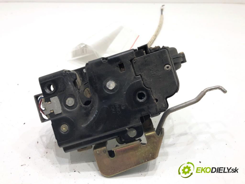 AUDI A6 C5 sedan 1998 142 kW 2.8 2771 zámok Dvere pravy predný 4B1837016B