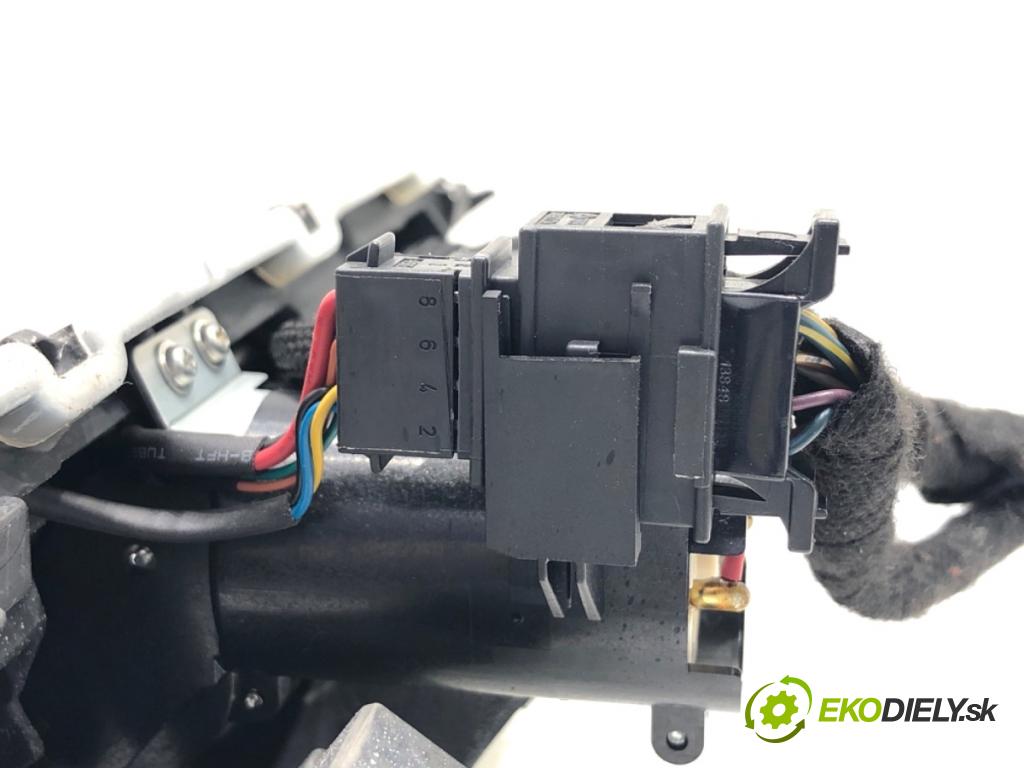 AUDI A3 8V sedan 2017 162 kW 2.0 TFSI quattro 1984 Dislpej 8V0857273N (Prístrojová doska)