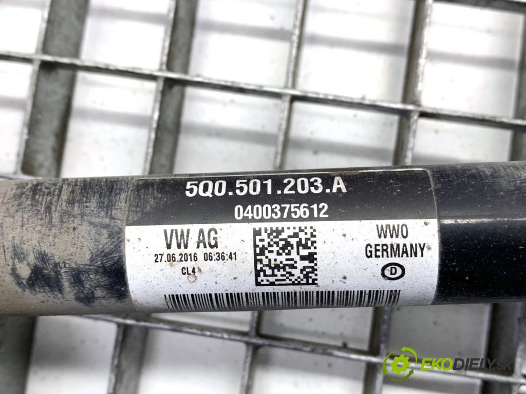 AUDI A3 8V sedan 2017 162 kW 2.0 TFSI quattro 1984 Poloos ľavy zad 5Q0501203A