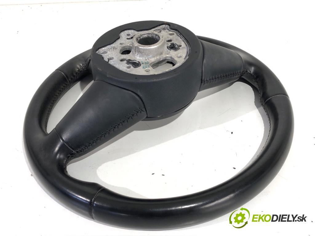 AUDI A3 8V sedan 2017 162 kW 2.0 TFSI quattro 1984 Volant  (Volant)