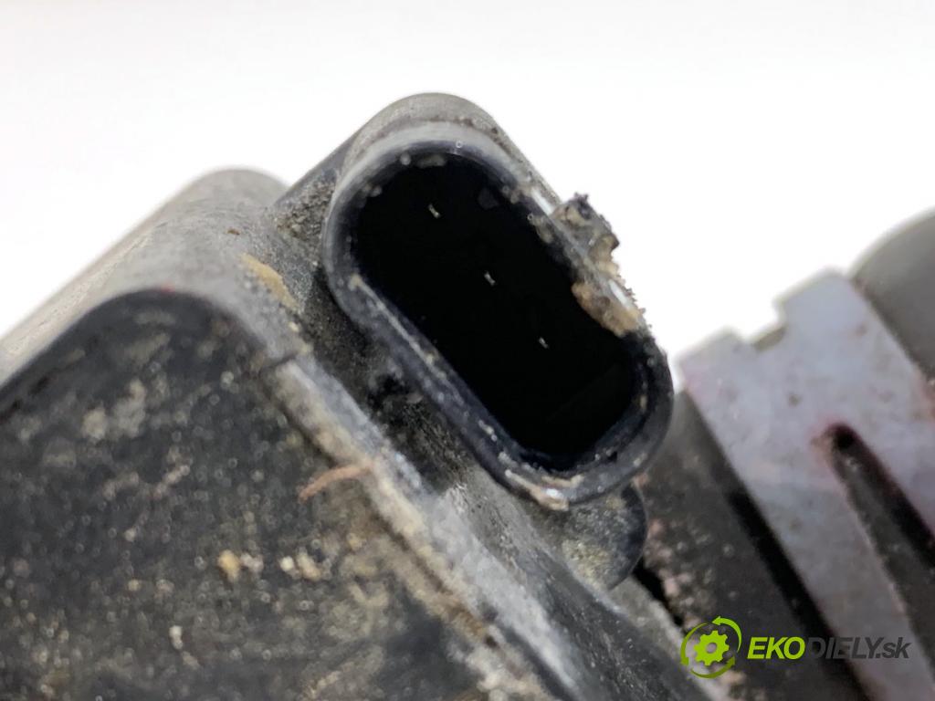 AUDI A3 8V sedan 2017 162 kW 2.0 TFSI quattro 1984 DALŠÍ: pumpa vody 5Q0965561B (Vodní pumpy)