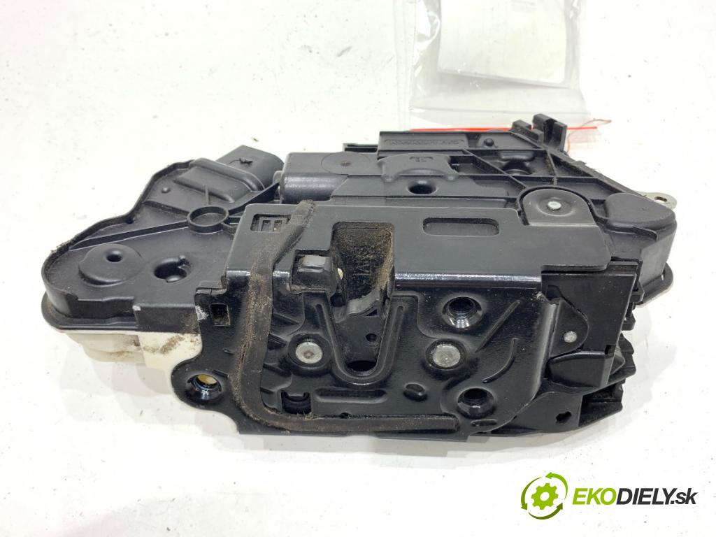SEAT IBIZA IV liftback 2010 51 kW 1.2 1198 zámok dveře levý přední část 5N1837015A