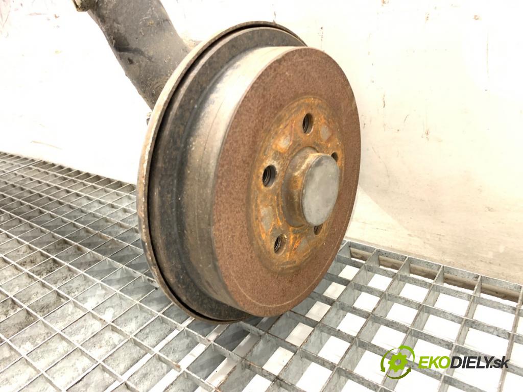 SEAT IBIZA IV liftback 2010 51 kW 1.2 1198 výztuha zadní část