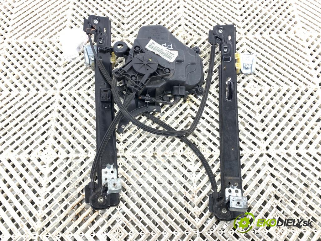SEAT IBIZA IV liftback 2010 51 kW 1.2 1198 mechanismus okna pravý přední část 6J4837402D