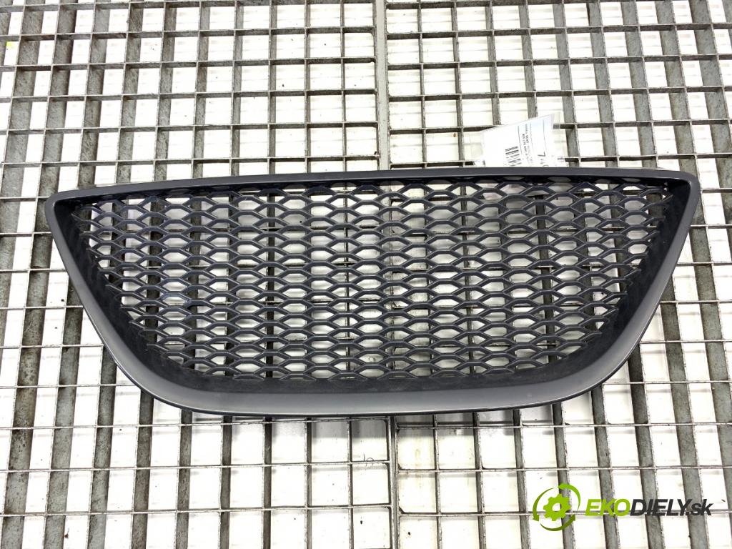 SEAT IBIZA IV liftback 2010 51 kW 1.2 1198 mřížka maska  (Mřížky (masky) chladičů)