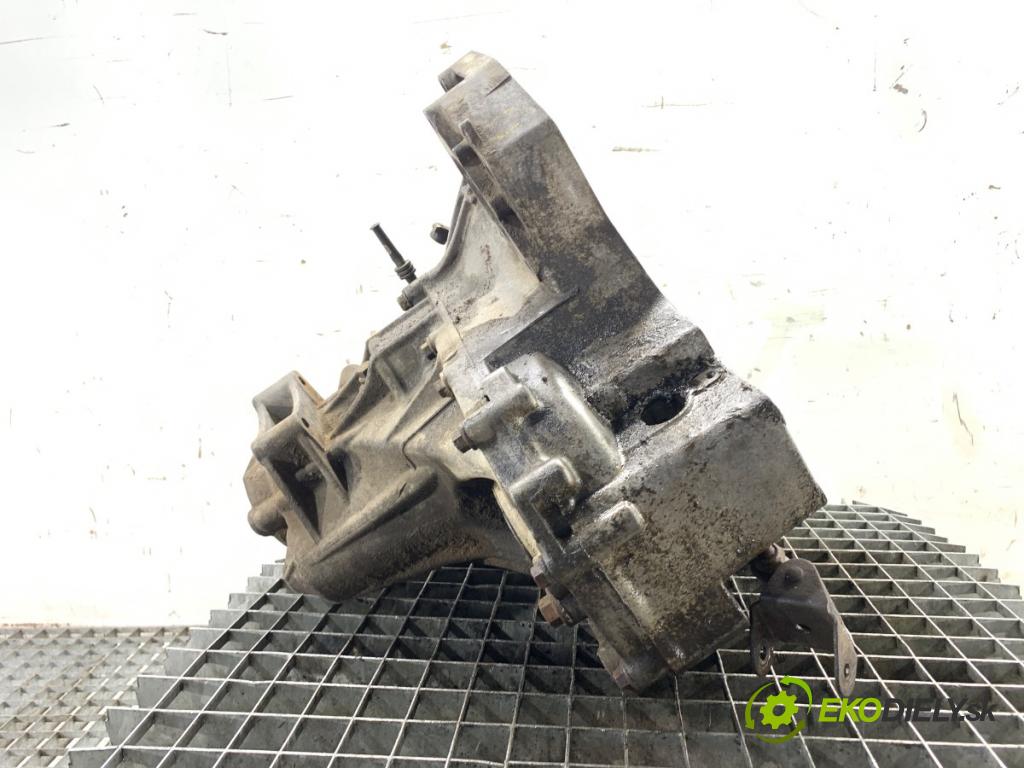 LAND ROVER FREELANDER I samochód terenowy zamknięty 2001 88 kW 1.8 i 16V 4x4 1796 Prevodovka  (Prevodovka)