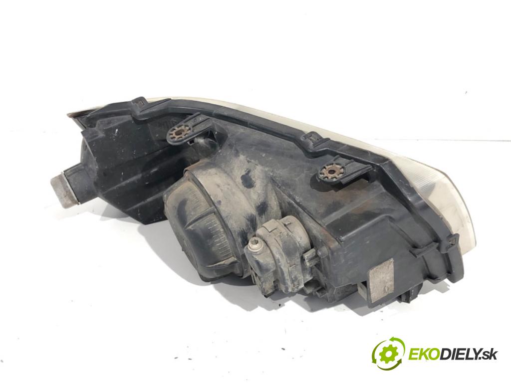 LAND ROVER FREELANDER I samochód terenowy zamknięty 2001 88 kW 1.8 i 16V 4x4 1796 Svetlomet ľavy predný