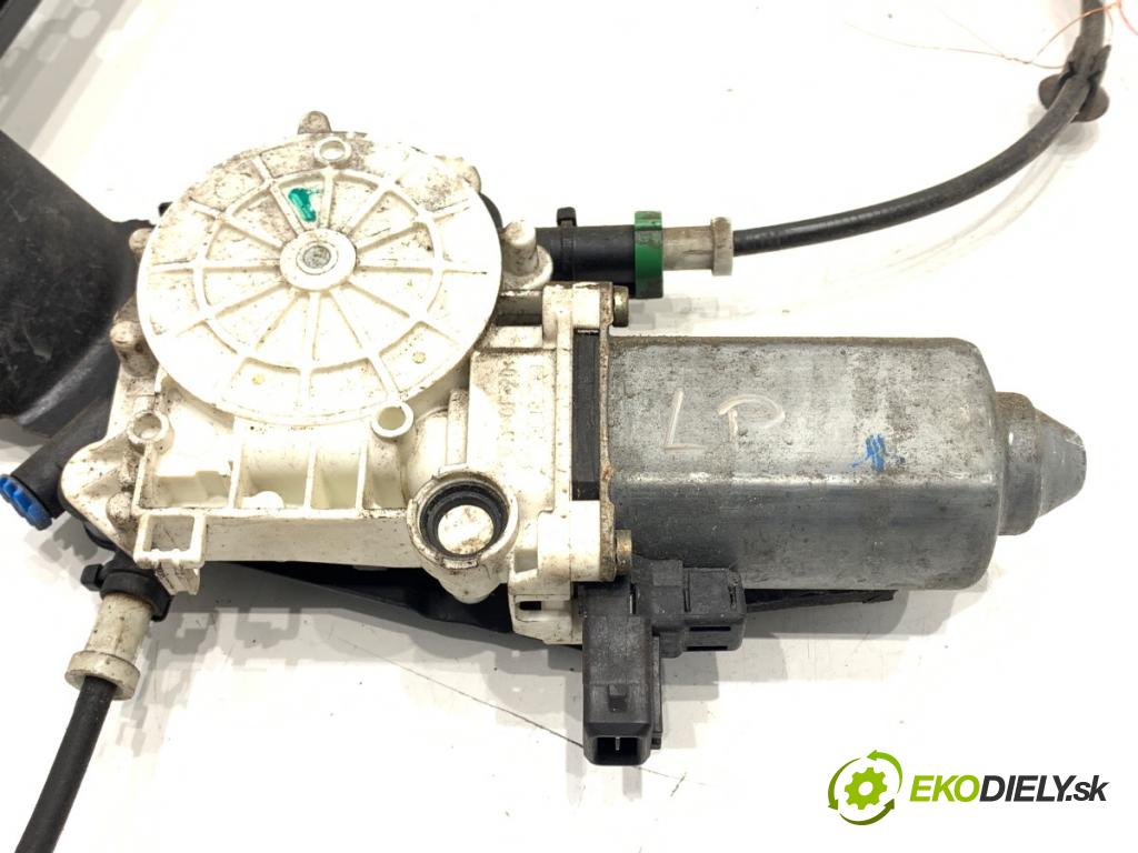 LAND ROVER FREELANDER I samochód terenowy zamknięty 2001 88 kW 1.8 i 16V 4x4 1796 mechanismus okna levý přední část