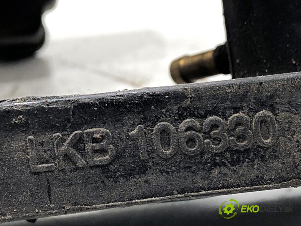 LAND ROVER FREELANDER I samochód terenowy zamknięty 2001 88 kW 1.8 i 16V 4x4 1796 potrubí sání  (Sací potrubí)