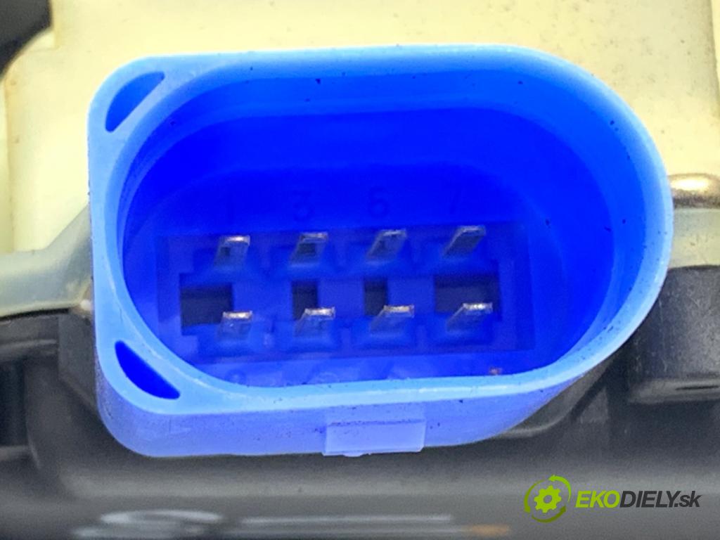 VW POLO IV 9N liftback 2006 51 kW 1.4 TDI 1422 zámok dveře pravý přední část 3B1837016BP