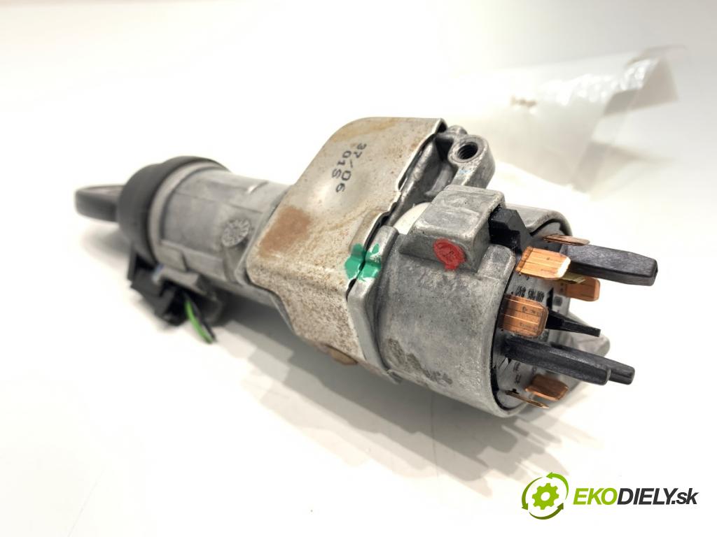 VW POLO IV 9N liftback 2006 51 kW 1.4 TDI 1422 spinačka 4B0905851Q (Spínacia skrinka)