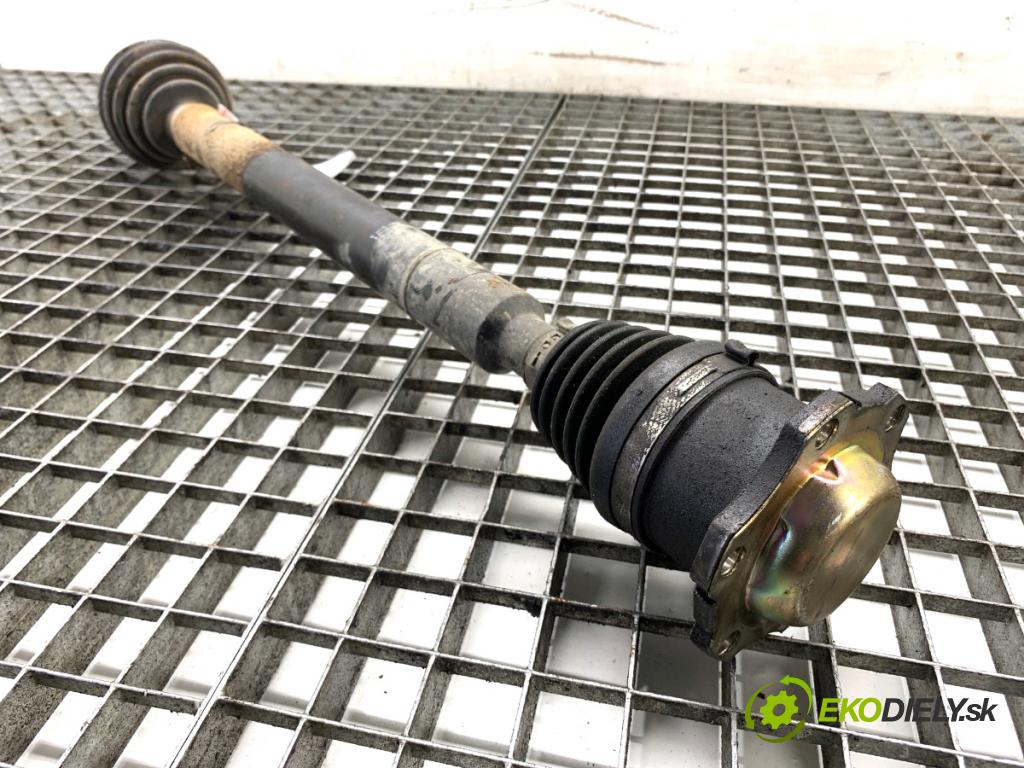 VW POLO IV 9N liftback 2006 51 kW 1.4 TDI 1422 Poloos pravy predný