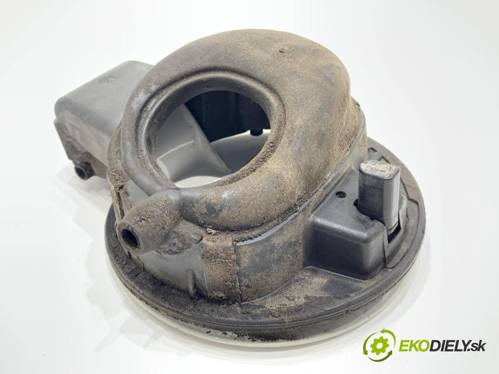 VW POLO IV 9N liftback 2006 51 kW 1.4 TDI 1422 Dvierka nádrže paliva  (Kľučka dverí ostatné)