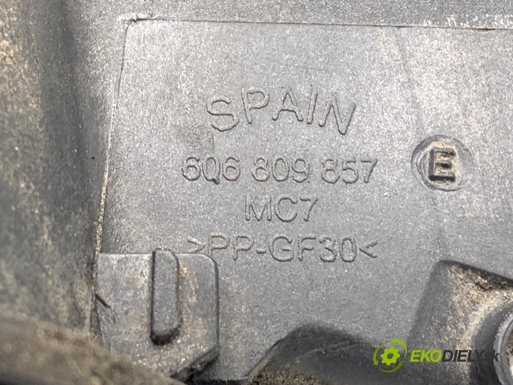 VW POLO IV 9N liftback 2006 51 kW 1.4 TDI 1422 Dvierka nádrže paliva  (Kľučka dverí ostatné)