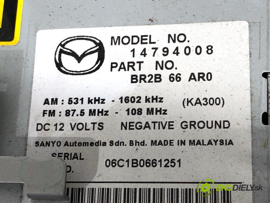 MAZDA 3 liftback 2006 80 kW 1.6 DI Turbo 1560 RADIO BR2B-66-AR0 (Audio zariadenie)