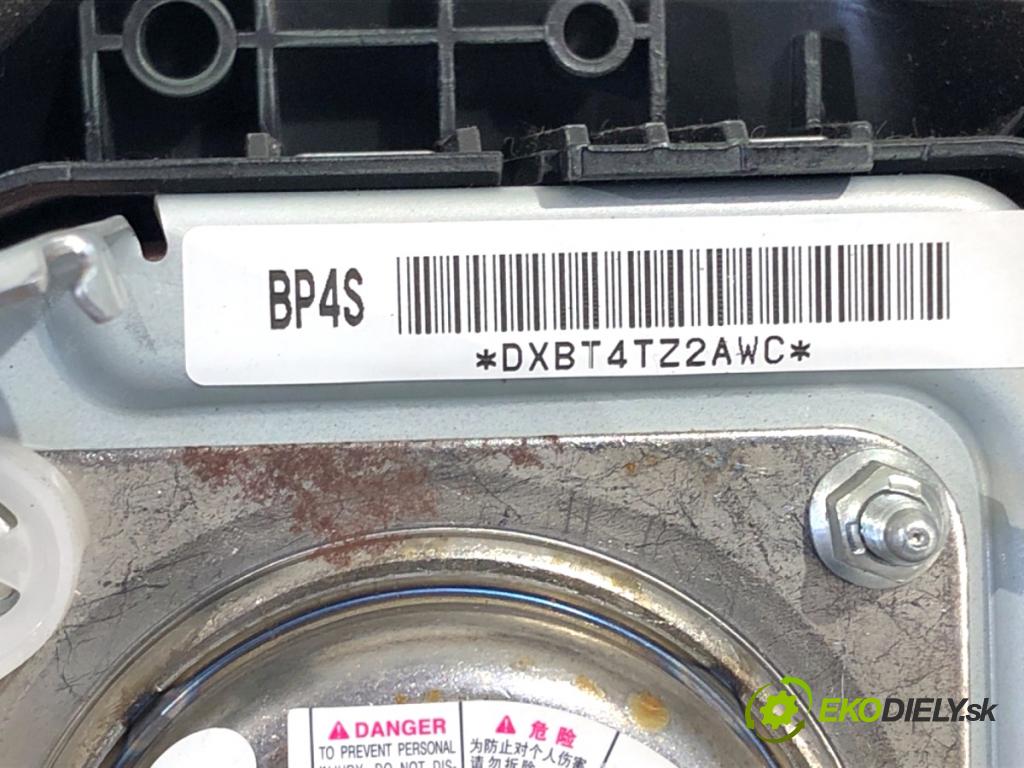 MAZDA 3 liftback 2006 80 kW 1.6 DI Turbo 1560 AirBag volantu  (Airbag)