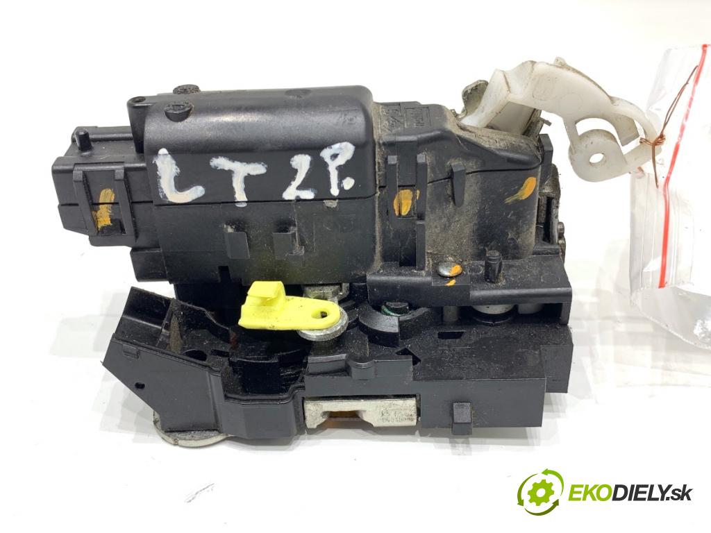 DACIA LODGY nadwozie wielkoprzestrzenne (MPV) 2016 75 kW 1.6 SCe 100 1598 zámok dveře levý zadní část 