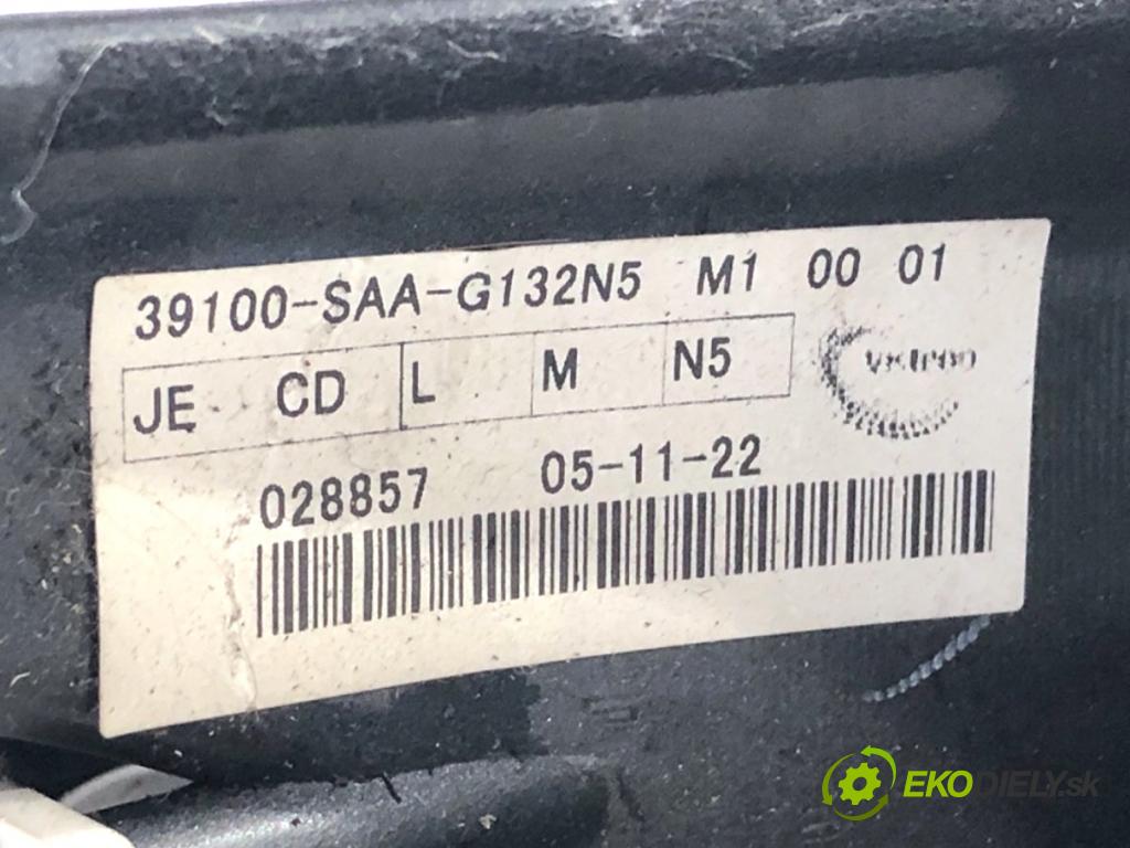 HONDA JAZZ II liftback 2006 57 kW 1.2 i-DSI (GD5, GE2) 1243 RADIO 39100-SAA-G132N5 (Audio zariadenie)