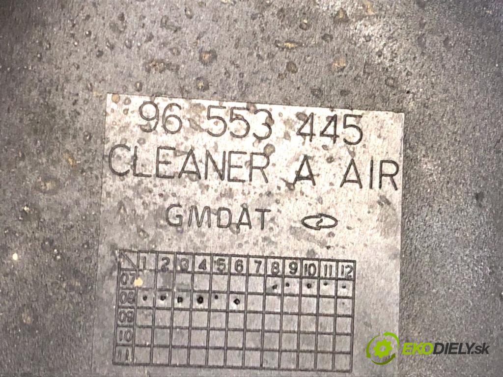 CHEVROLET LACETTI liftback 2008 70 kW 1.4 16V 1399 obal filtra vzduchu 96553445 (Kryty filtrů)