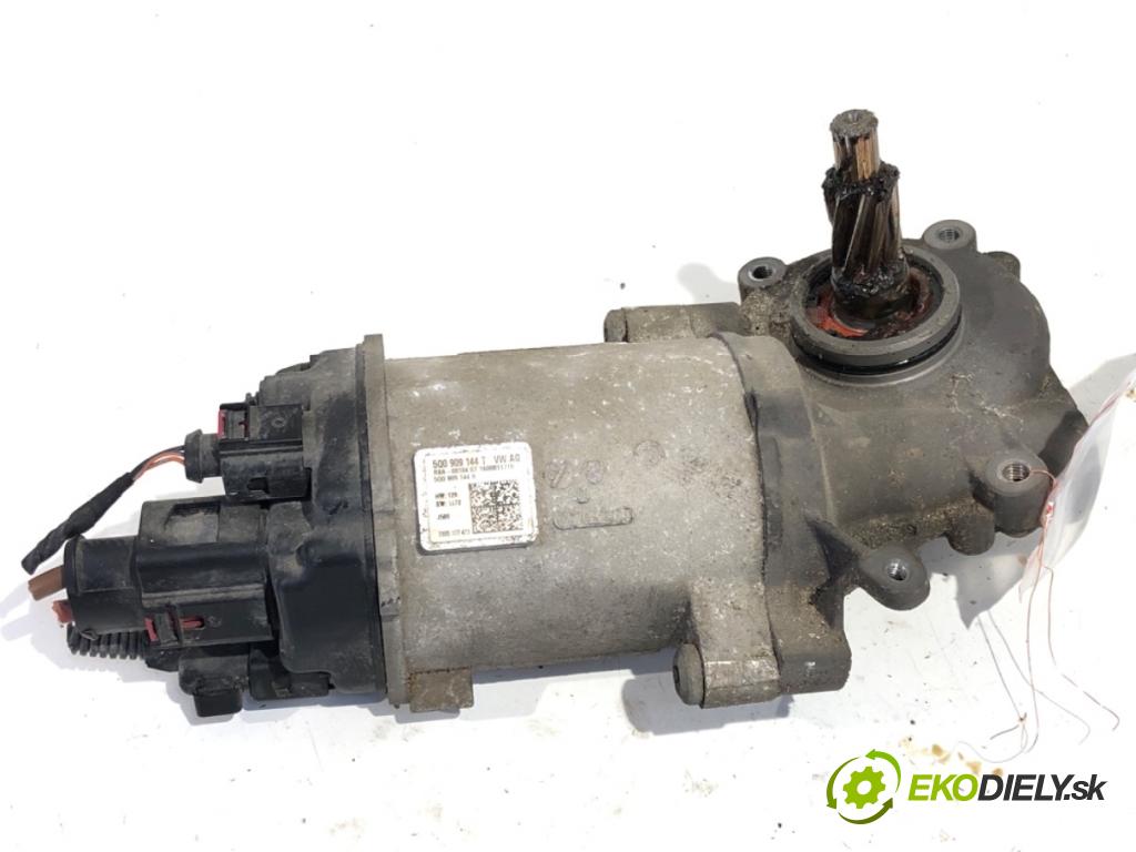AUDI A3 8V sedan 2017 162 kW 2.0 TFSI quattro 1984 Motor servočerpadlo 5Q0909144T