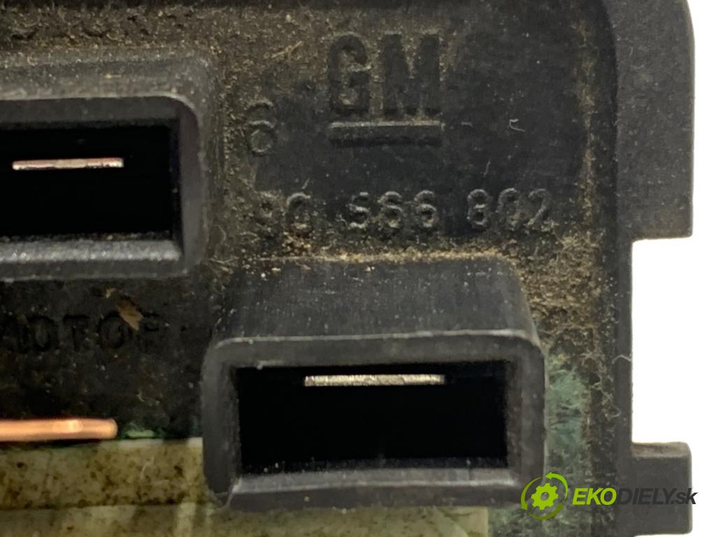 OPEL ZAFIRA B Nadwozie pełne/minivan 2006 110 kW 1.9 CDTI VAN (M75) 1910 Odpor, rezistor kúrenia vzduchu 52488536 (Odpor (rezistor) kúrenia)