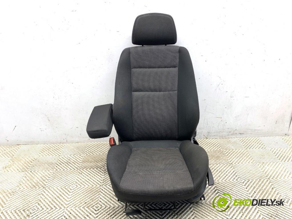 OPEL ZAFIRA B Nadwozie pełne/minivan 2006 110 kW 1.9 CDTI VAN (M75) 1910 Sedadlo ľavy predný 