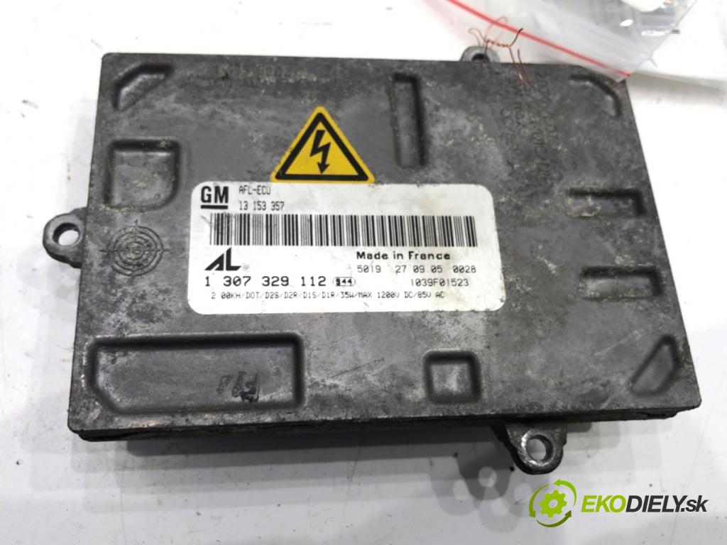 OPEL ZAFIRA B Nadwozie pełne/minivan 2006 110 kW 1.9 CDTI VAN (M75) 1910 Menič XENON 1307329112 (Riadiaca jednotka xenónu)