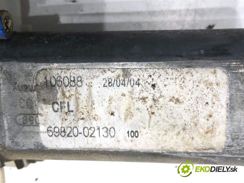 TOYOTA COROLLA E12 liftback 2003 81 kW 1.6 VVT-i (ZZE121_) 1598 mechanismus okna levý přední část 69820-02130