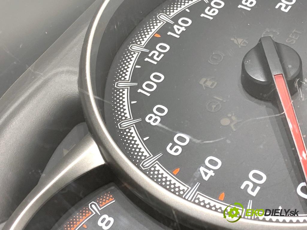 TOYOTA YARIS III liftback 2016 73 kW 1.3 (NSP130_) 1329 Prístrojovka 83800-0U270 (Prístrojová doska)