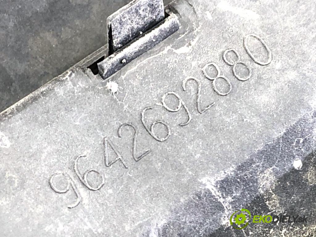 CITROEN C3 I liftback 2005 80 kW 1.6 16V 1587 mřížka maska 9642692880 (Mřížky (masky) chladičů)