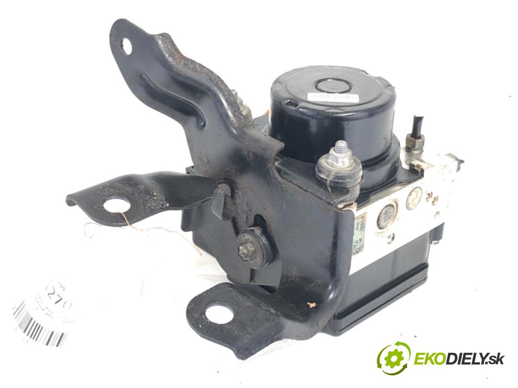 TOYOTA YARIS III liftback 2016 73 kW 1.3 (NSP130_) 1329 Pumpa ABS 44540-0D130 (Pumpa ABS)