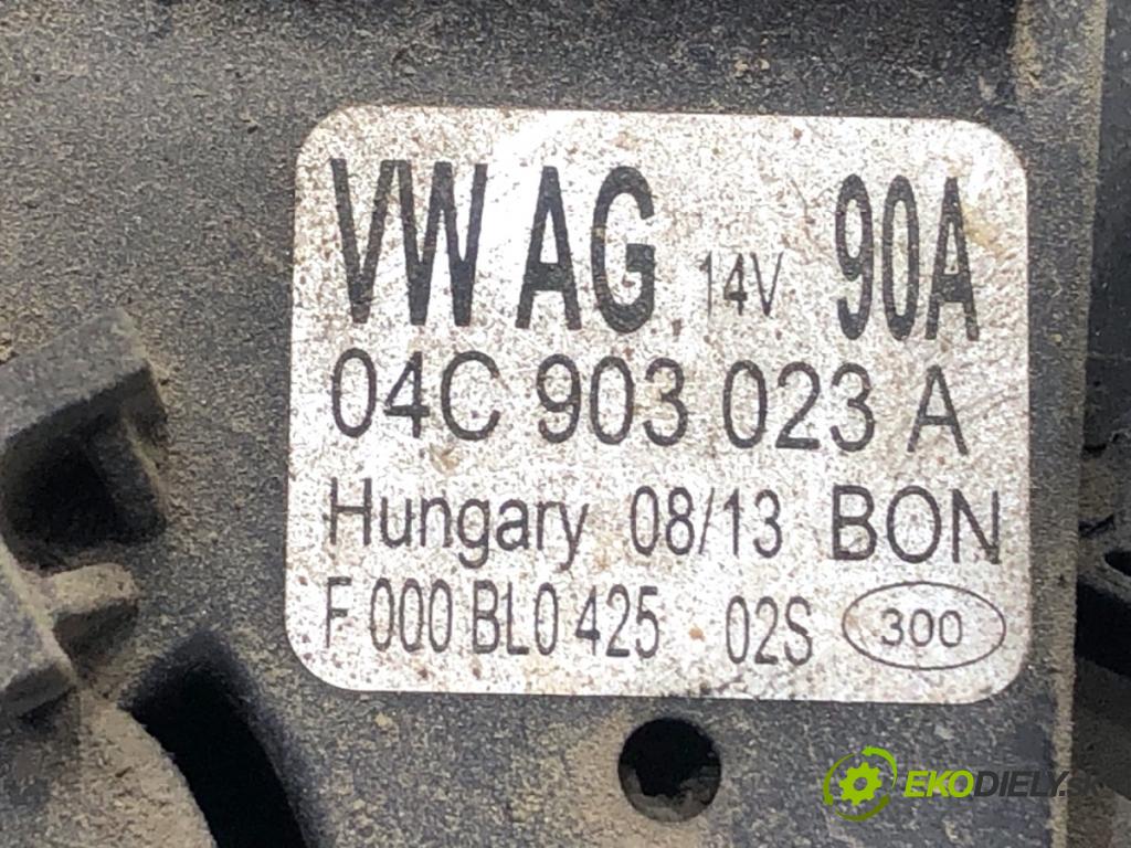 VW UP! liftback 2013 44 kW 1.0 999 Alternátor 04C903023A (Alternátor)