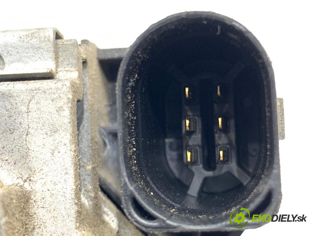 VW UP! liftback 2013 44 kW 1.0 999 Škrtiaca klapka 04C133062D (Škrtiaca klapka)