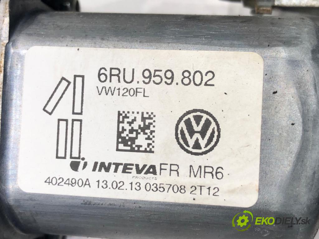 VW UP! liftback 2013 44 kW 1.0 999 mechanismus okna levý přední část 6RU959802