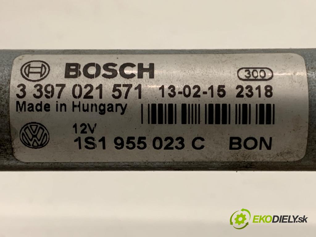 VW UP! liftback 2013 44 kW 1.0 999 Mechanizmus stieračov predný 1S1955023C (Motorček stieračov predný)
