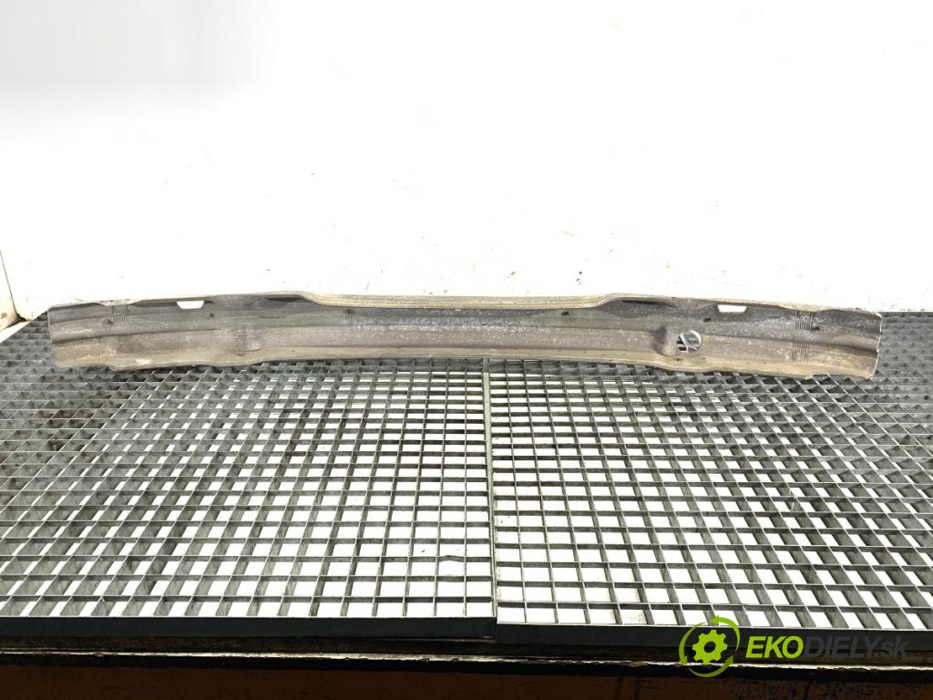 BMW E39 sedan 1998 105 kW 525 tds 2497 výztuha nárazníka přední část  (Výztuhy přední)