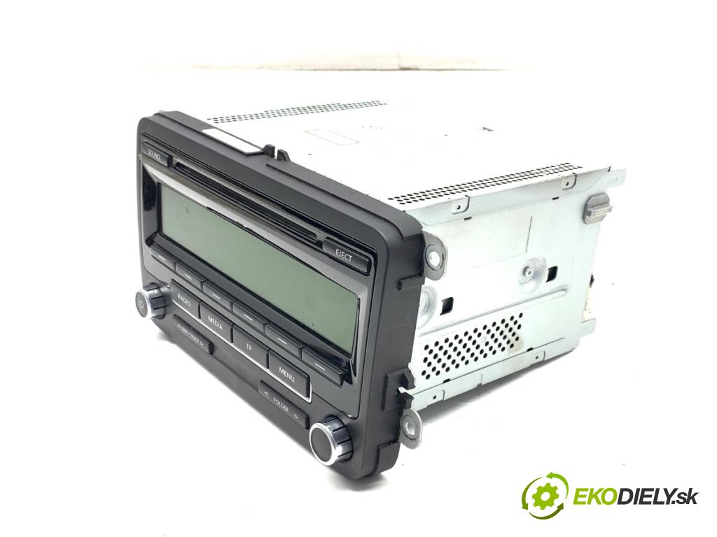 VW PASSAT B7 Kombi 2012 103 kW 2.0 TDI 1968 RADIO 1K0035186AN (Audio zariadenie)